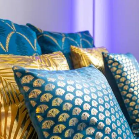 Down-town I Private Parking I Bright Lejlighed