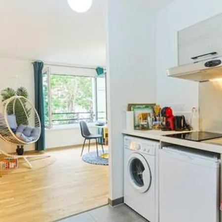 Down-town I Private Parking I Bright *